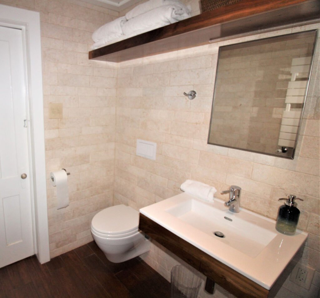 Romantic Hudson Valley Getaway with Private Hot Tub